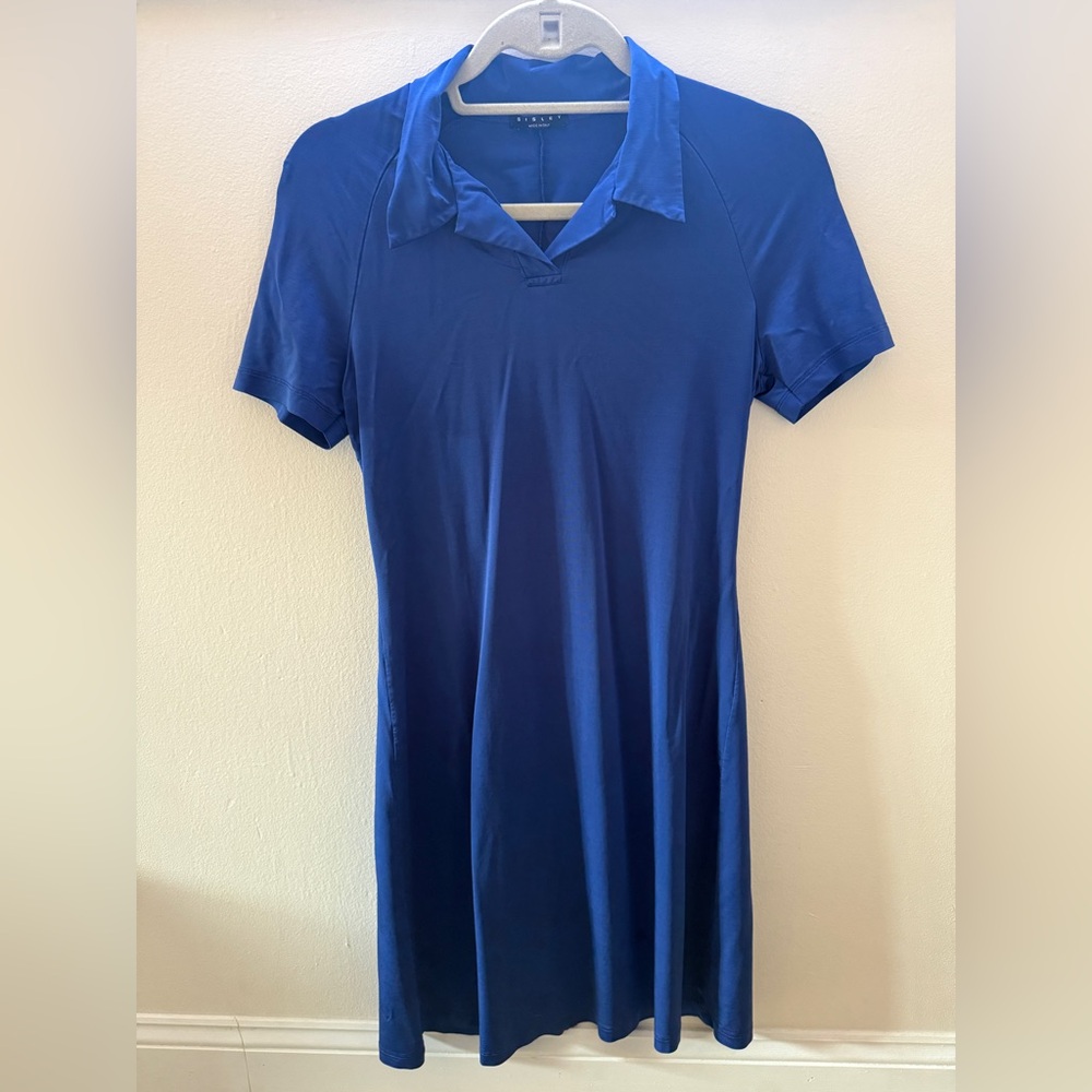 Sisley women’s size small blue short sleeve dress in good used condition
